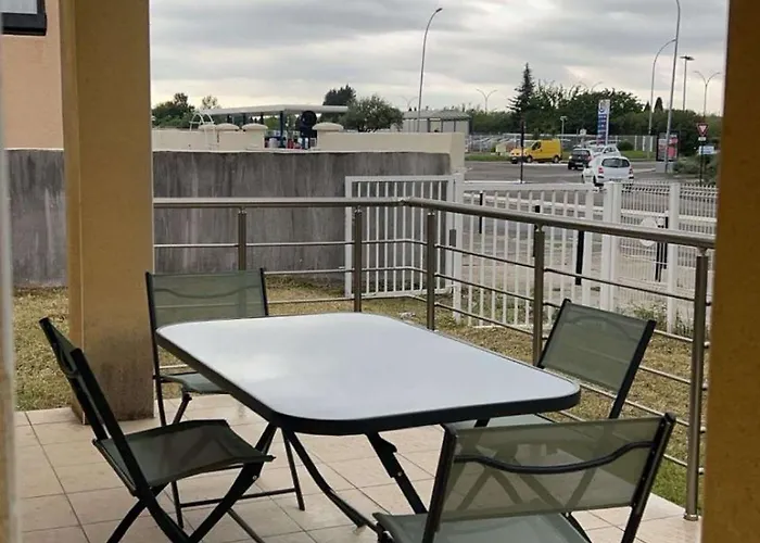 Maison Entiere Avec Terrasse Barbecue Et Jardin